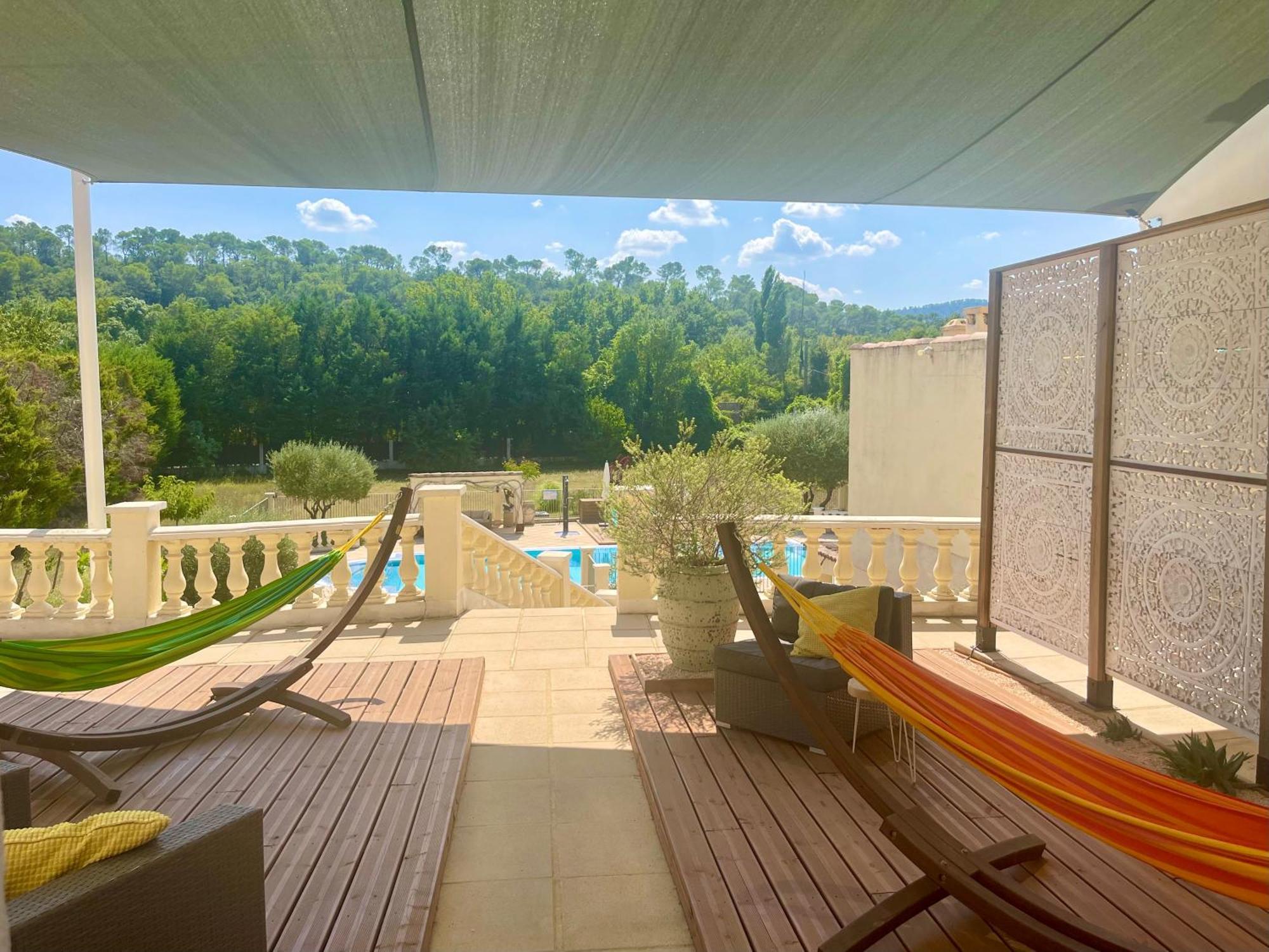 Villa Les Terrasses De Valerian à Brignoles Extérieur photo