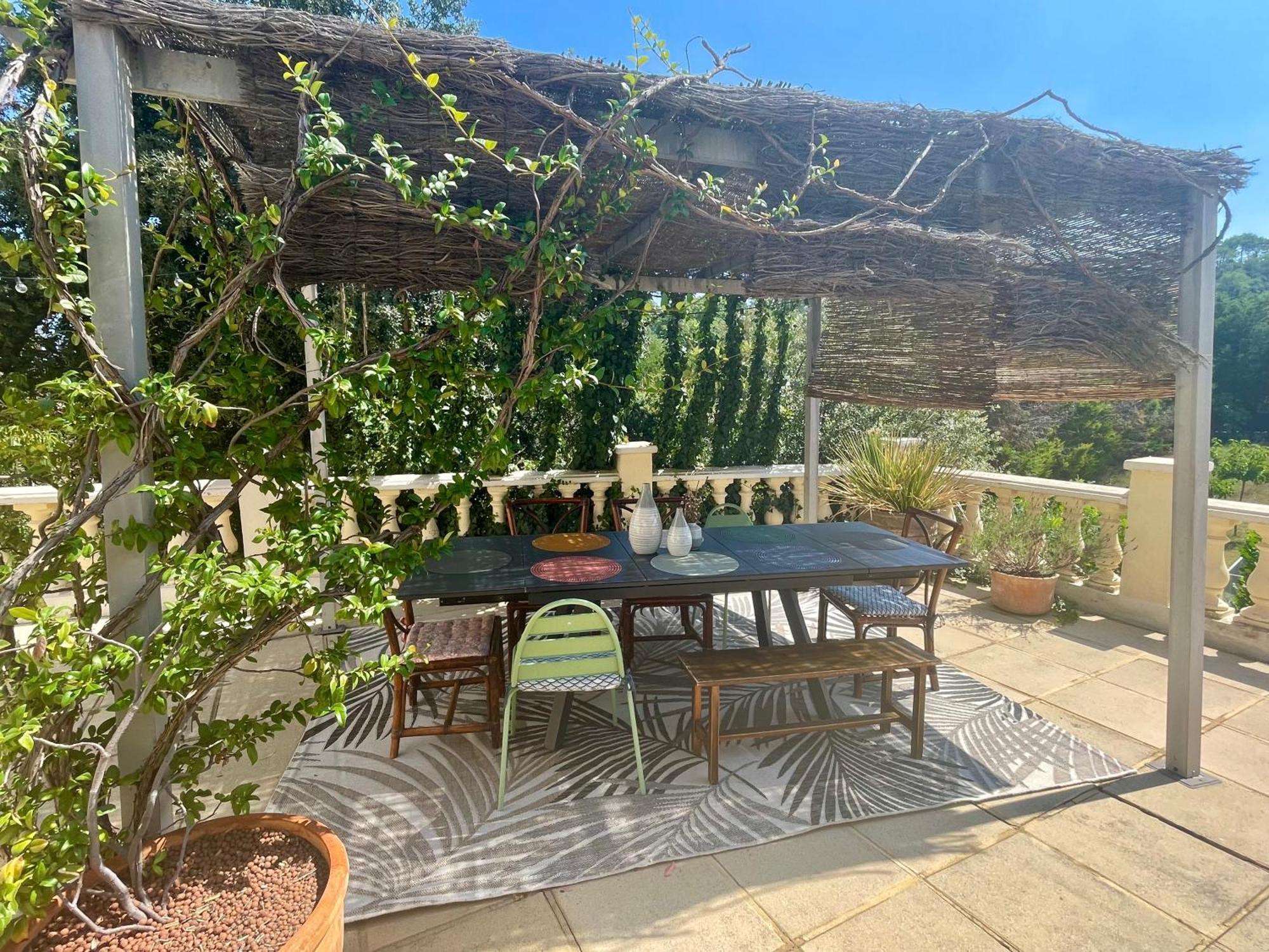 Villa Les Terrasses De Valerian à Brignoles Extérieur photo